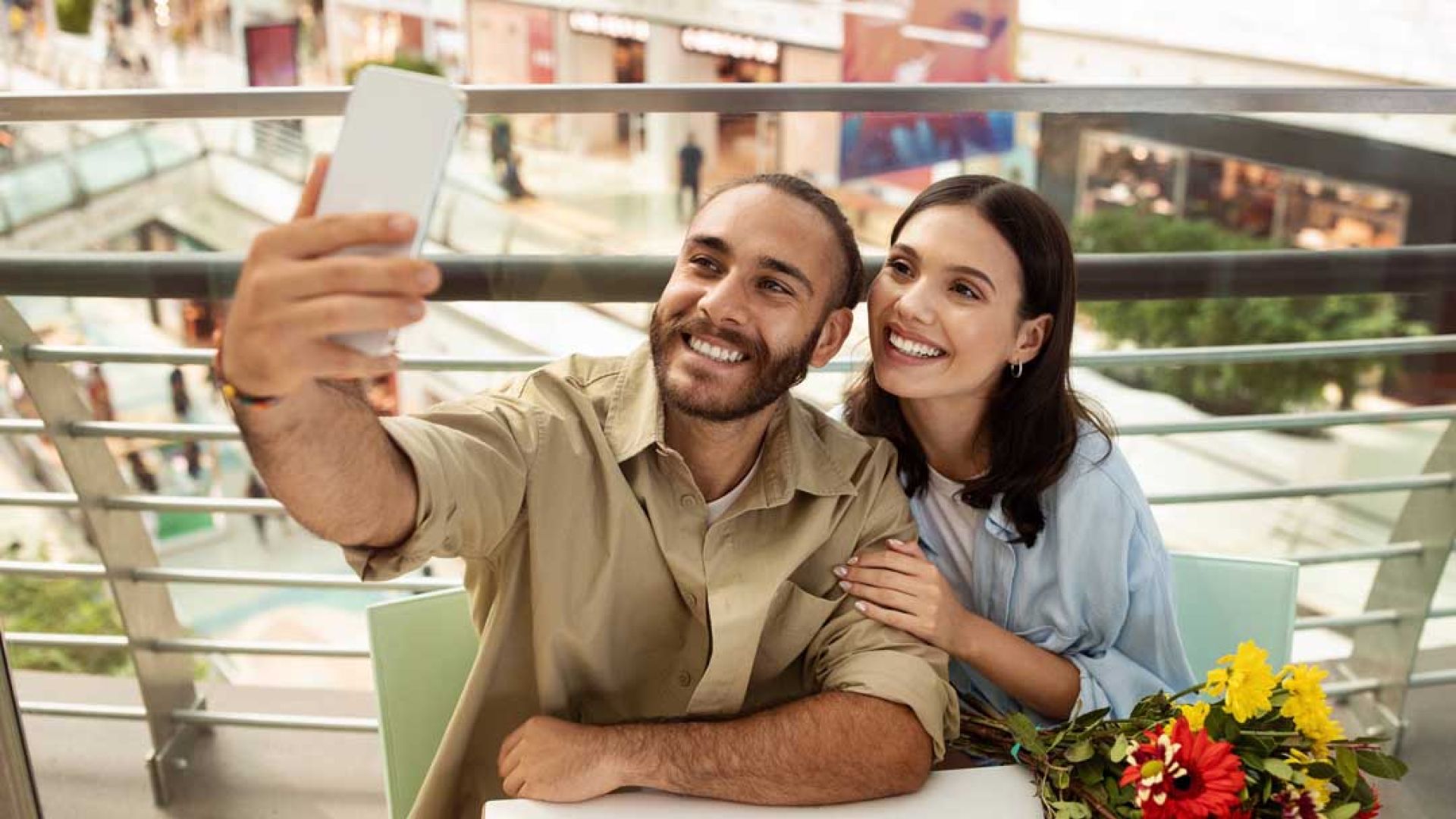 East London Shoppers Invited To Share Their Stories