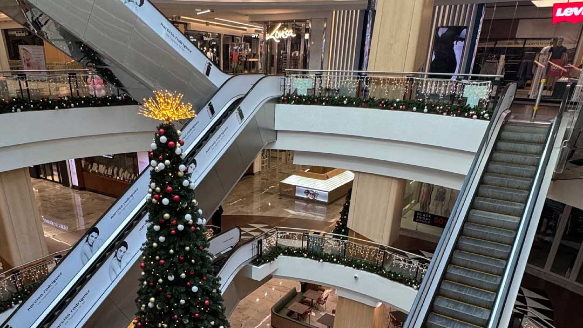 Celebrate the Magic of the Festive Season at Cavendish Square with Santa, Carols, and More